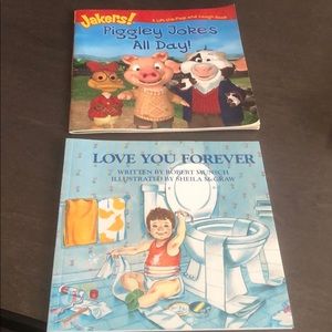 Bundle of 2️⃣ books 📚